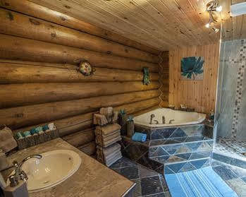 Le Le Bois Rond Des Ruisseaux Chalet